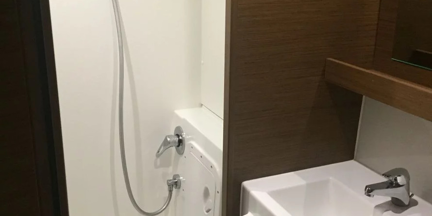 Lagoon 42 - 4 + 2 cab.