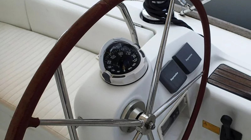Oceanis 43