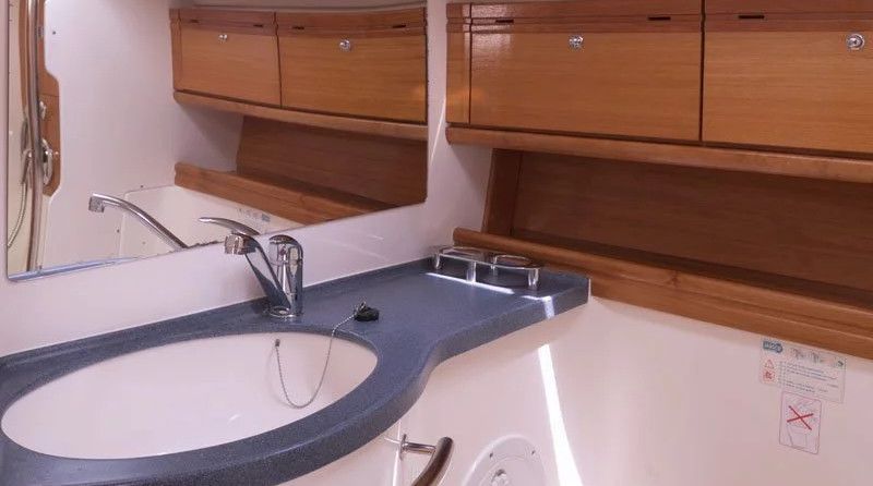 Bavaria Cruiser 46 Y/B 2009