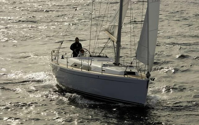 Hanse 400
