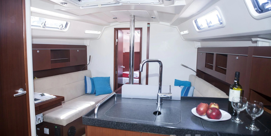 Hanse 345