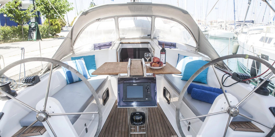 Hanse 345