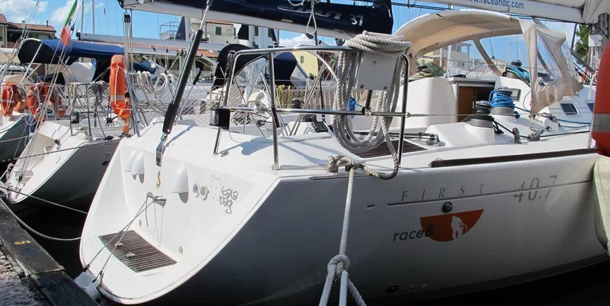 Beneteau First 40.7
