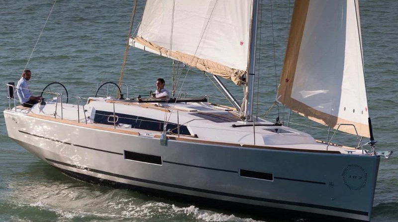 Dufour 382 GL