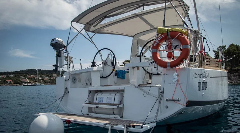 Beneteau Oceanis 35.1