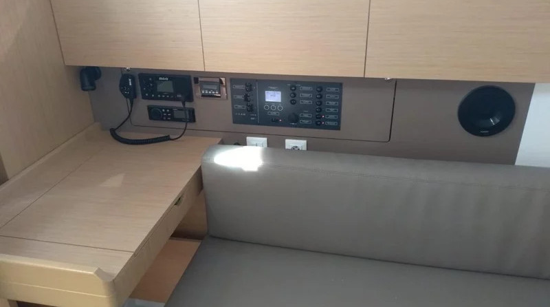 Beneteau Oceanis 35.1