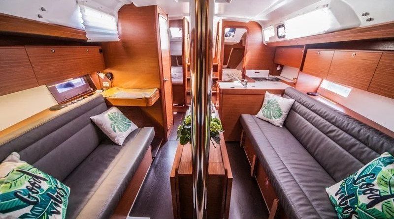 Dufour 350 Grand Large