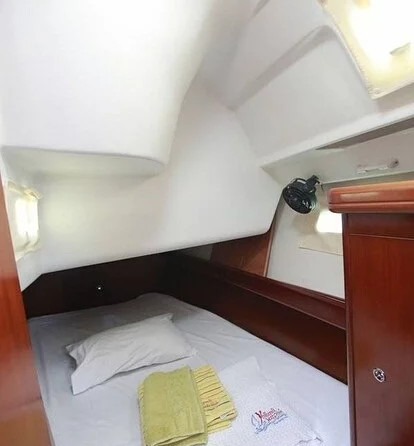 Oceanis 373