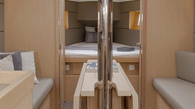 Beneteau Oceanis 35.1