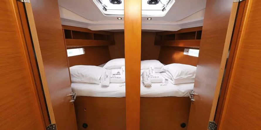 Jeanneau Sun Odyssey 469