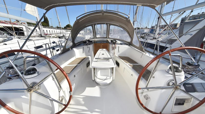 Oceanis 40