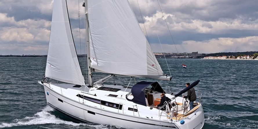 Bavaria 37 Cruiser