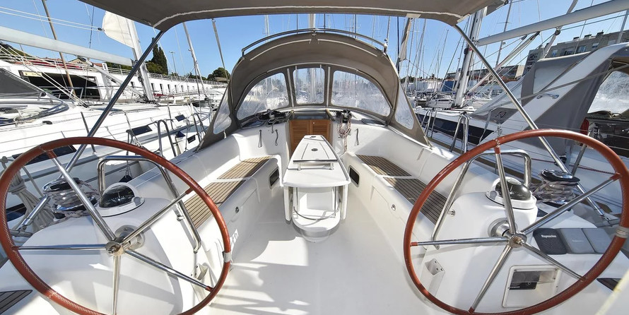 Oceanis 40