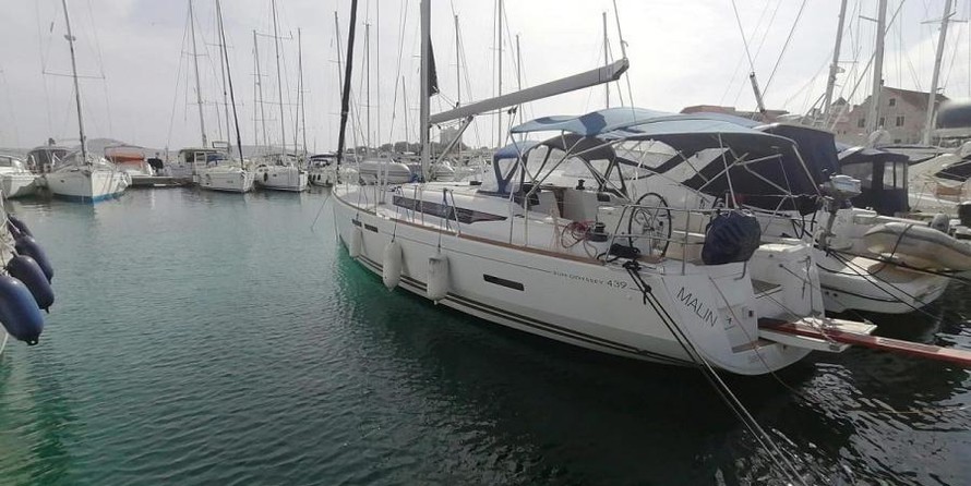 Sun Odyssey 439