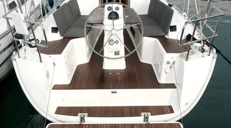 Bavaria 33 Cruiser