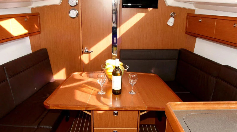 Bavaria 33 Cruiser