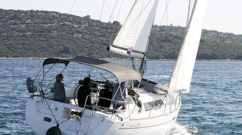 Beneteau Oceanis 34