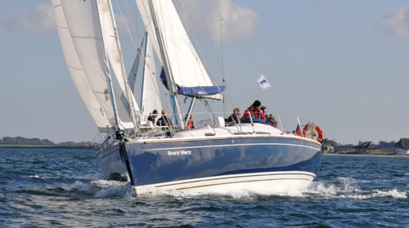 Hanse 370