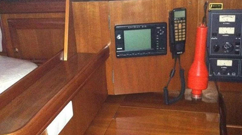 Oceanis 411