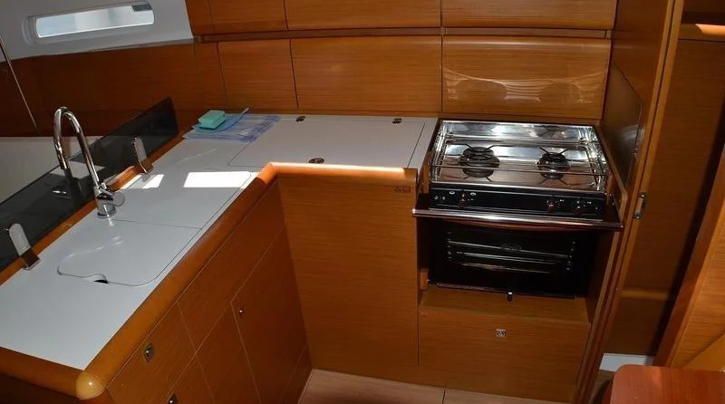 Jeanneau Sun Odyssey 379