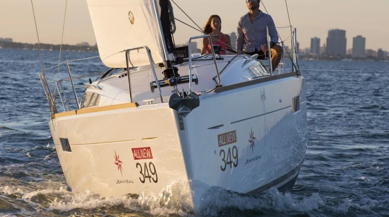 Sun Odyssey 349 - 2 cab.