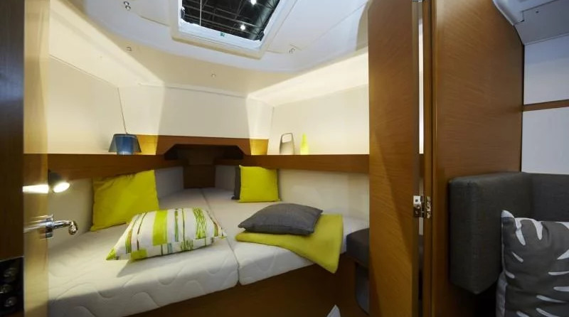 Sun Odyssey 349 - 2 cab.