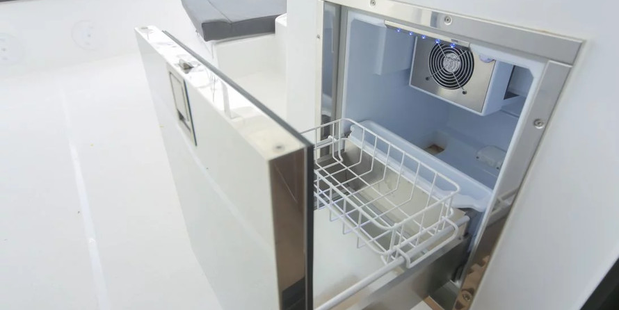 Lagoon 42 - 4 + 2 cab.