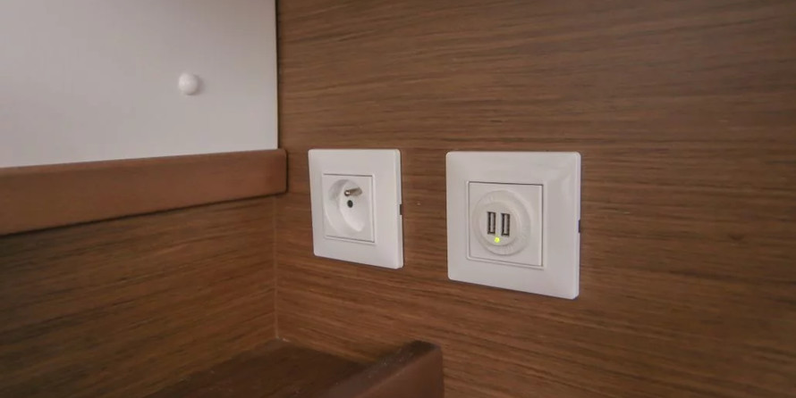 Lagoon 42 - 4 + 2 cab.