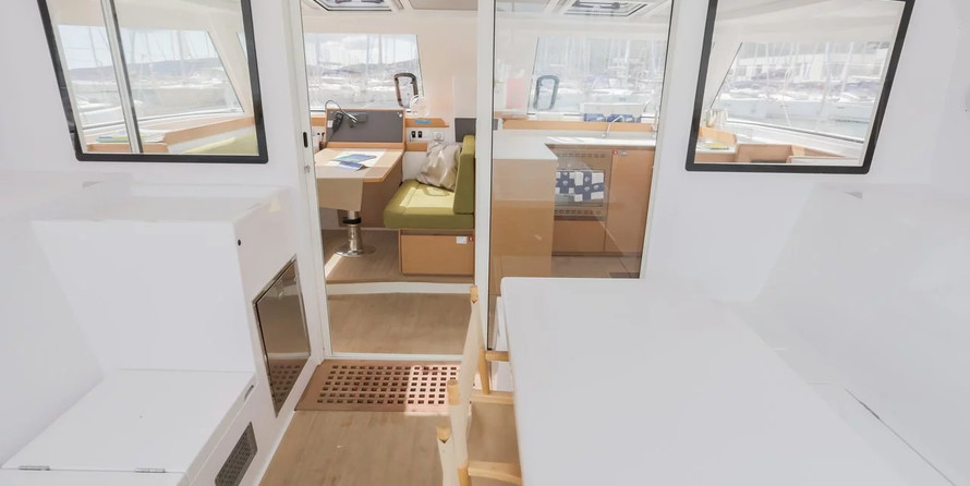 Nautitech 40 Open - 4 + 2 cab.
