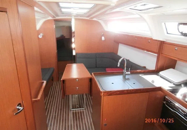 Bavaria 37 Cruiser