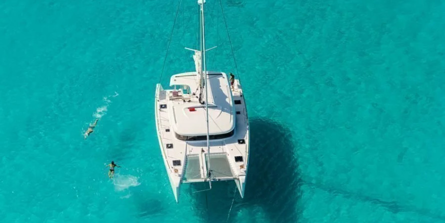 Lagoon 39 - 4 + 2 cab.