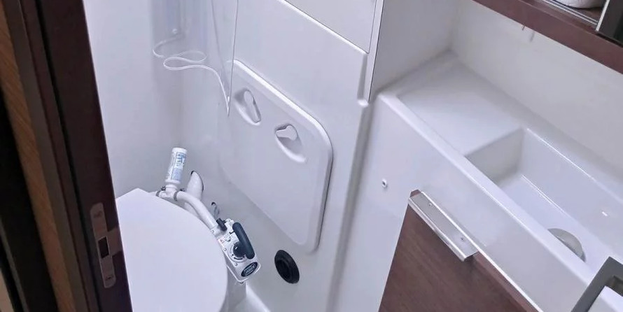 Lagoon 40 - 4 + 2 cab