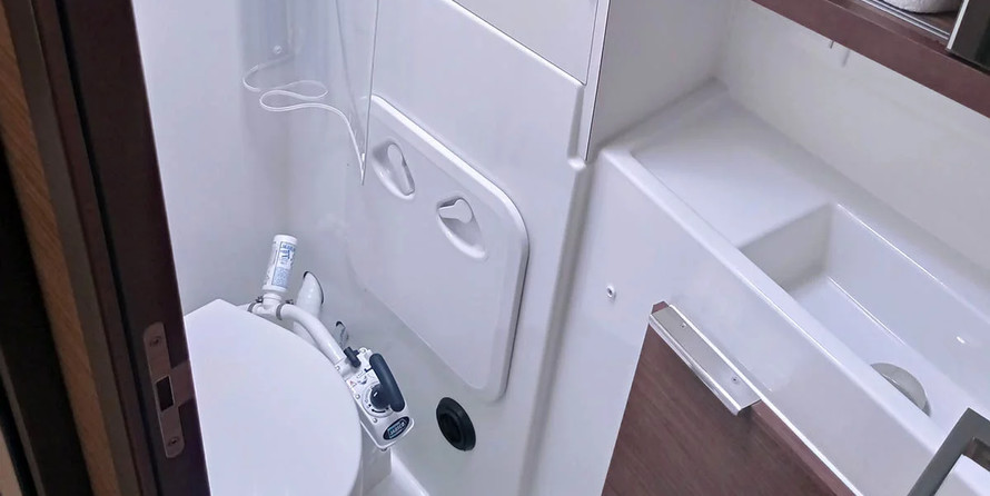 Lagoon 40 - 4 + 2 cab