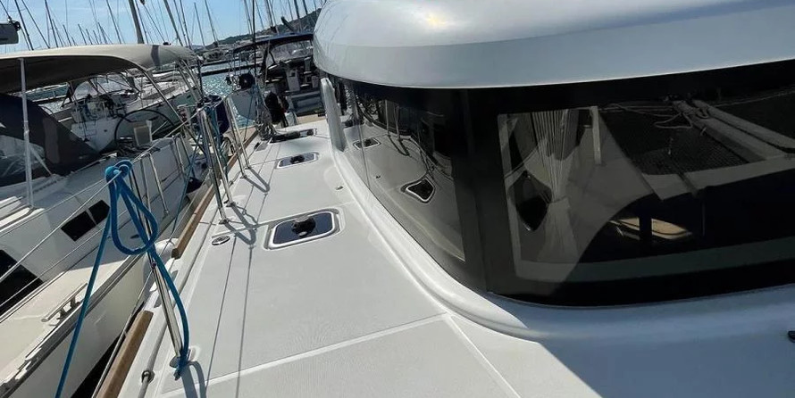 Lagoon 40 - 4 + 2 cab