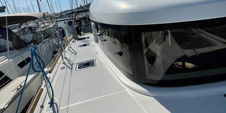 Lagoon 40 - 4 + 2 cab