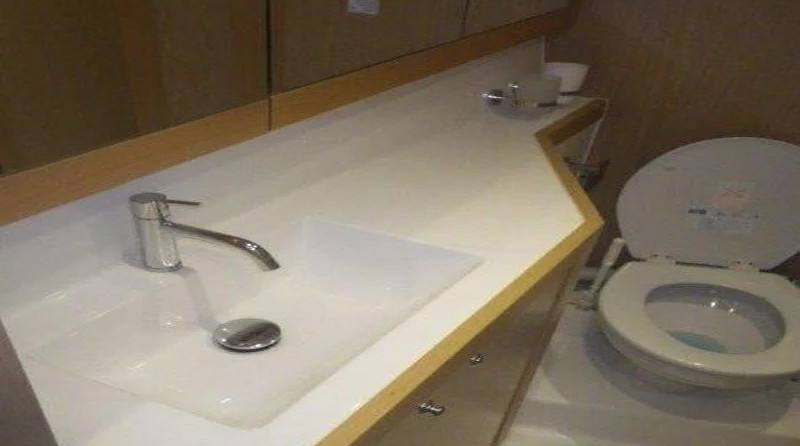 Lagoon 39 - 4 + 2 cab.