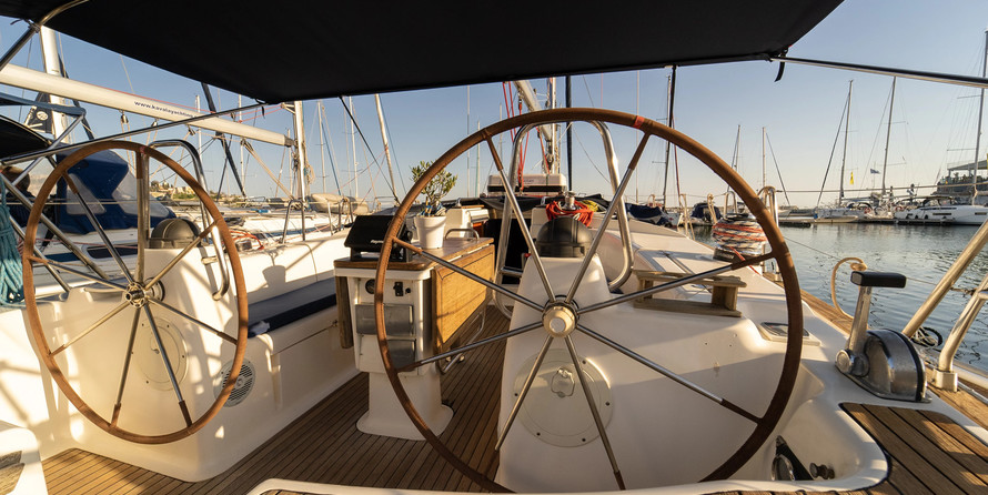 Bavaria 44