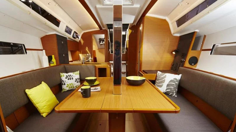 Jeanneau Sun Odyssey 349