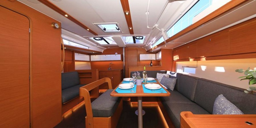 Dufour 430 - 3 cab.
