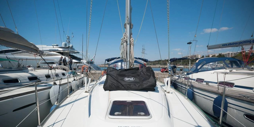 Bavaria 38