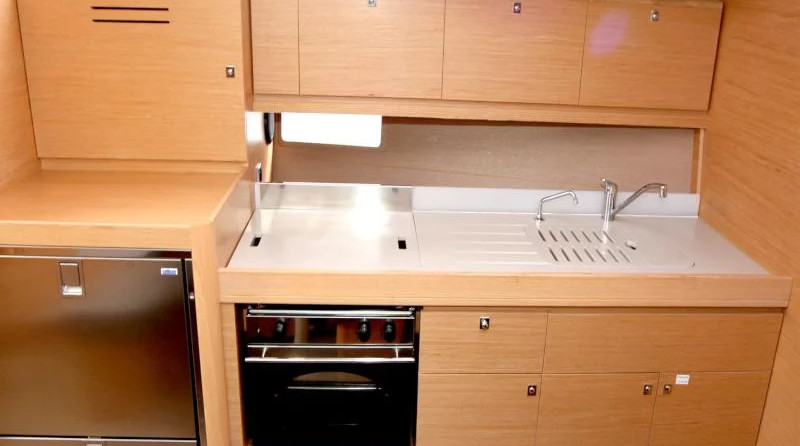 Dufour 382 Grand Large - 2 cab