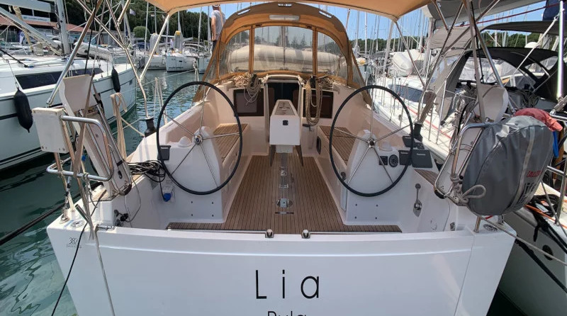 Dufour 382 Grand Large - 2 cab