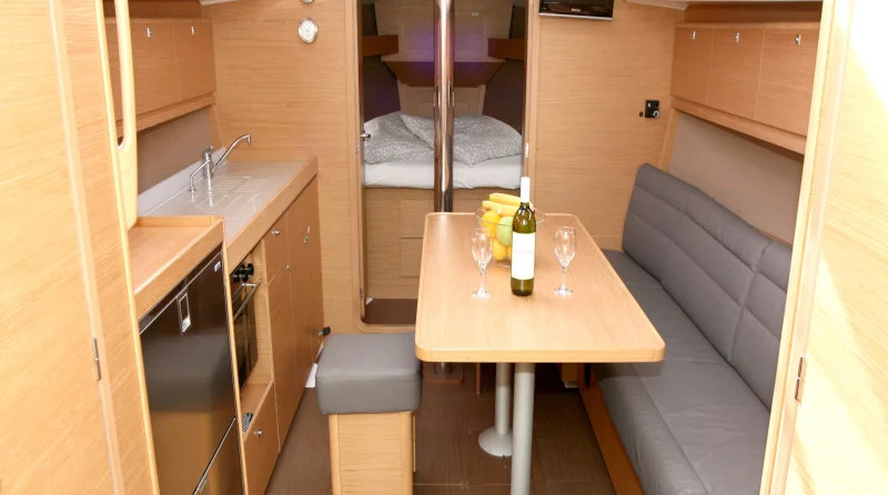 Dufour 382 Grand Large - 2 cab