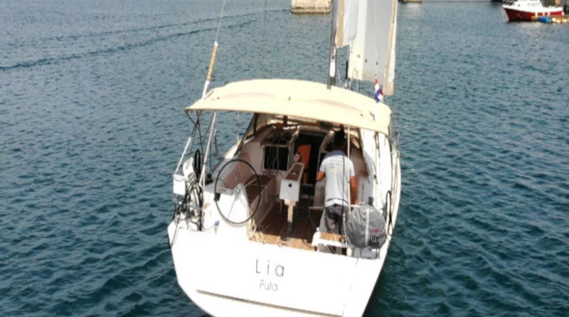 Dufour 382 Grand Large - 2 cab