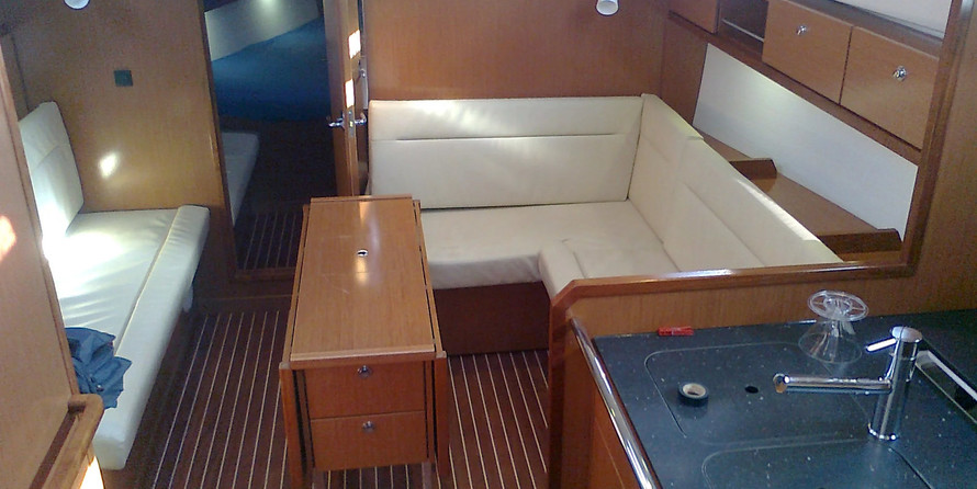 Bavaria Cruiser 36