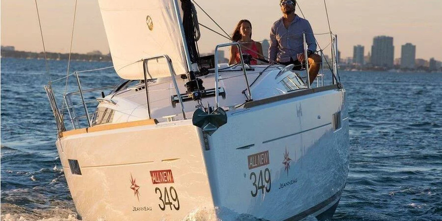 Sun Odyssey 349 - 2 cab.