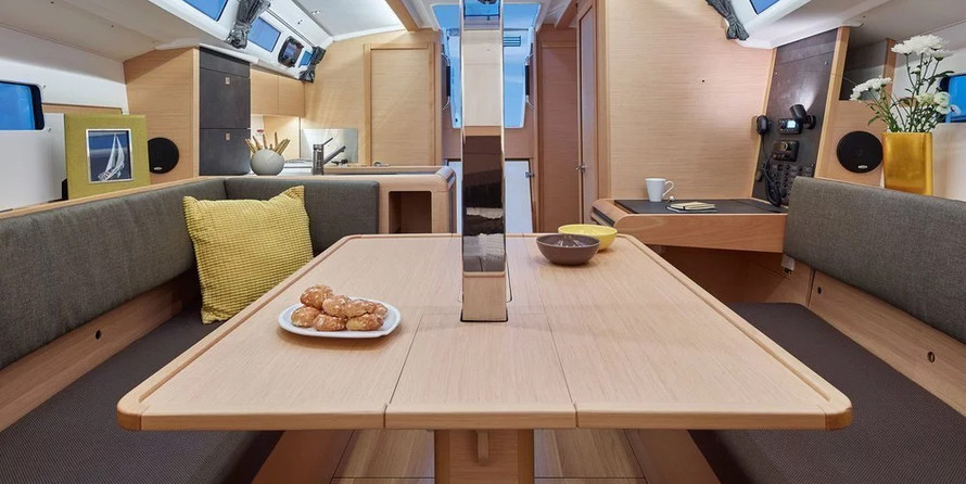 Sun Odyssey 349 - 2 cab.