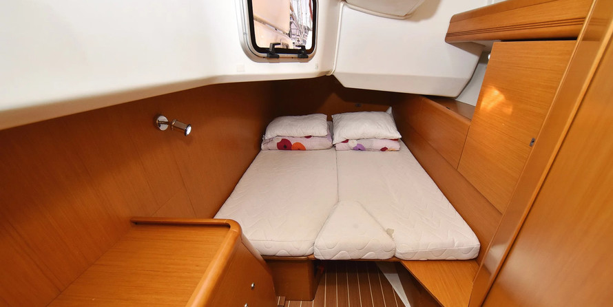 Dufour 382