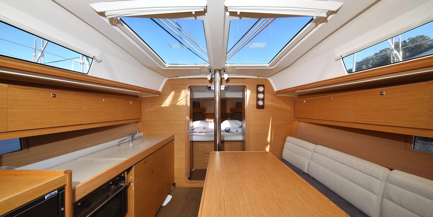 Dufour 382