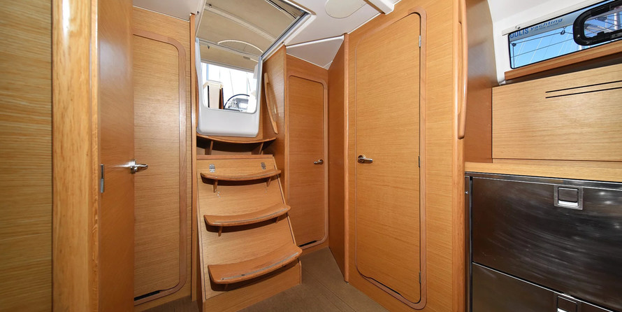 Dufour 382